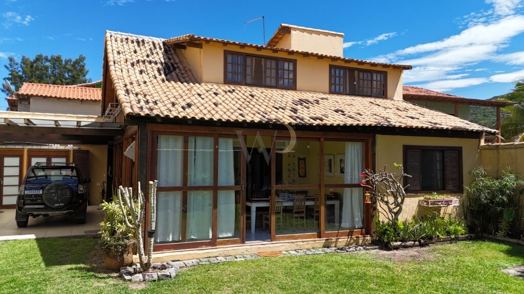 Casa no Peró